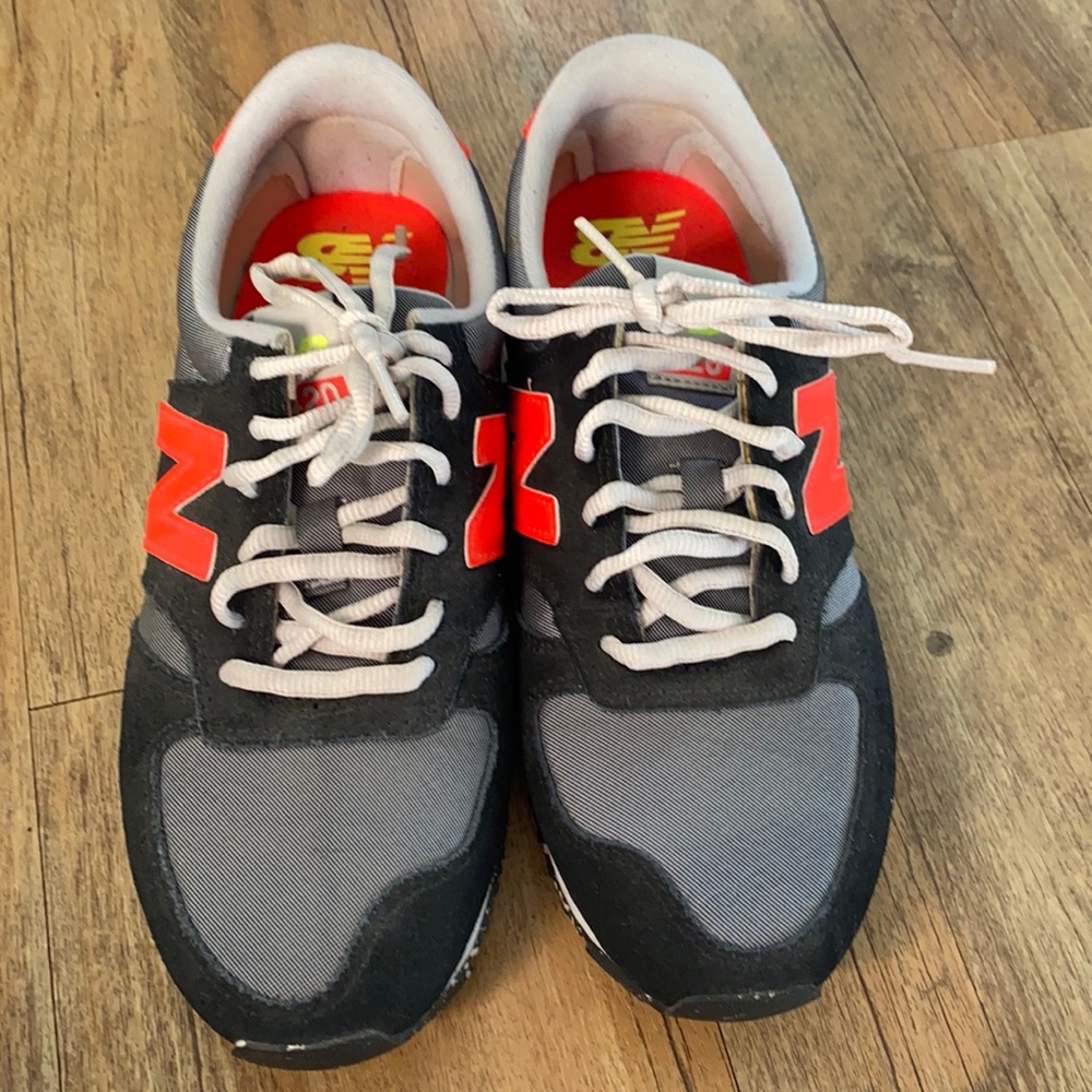 New Balance 420 Sneakers